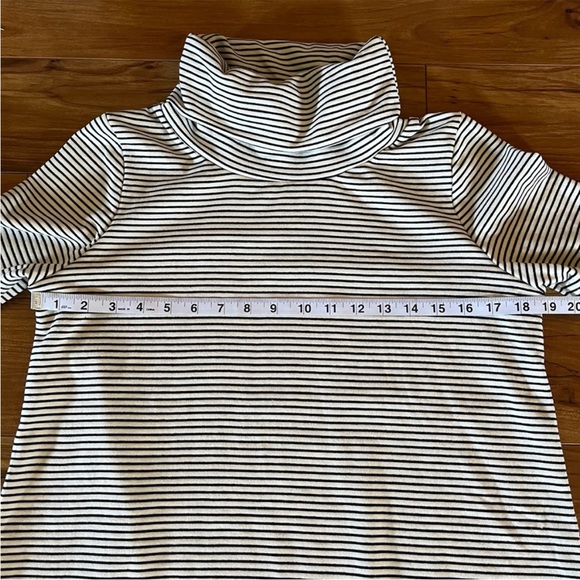 Tuckernuck Pomander Place Langley Roll Neck Top - Picture 4 of 7